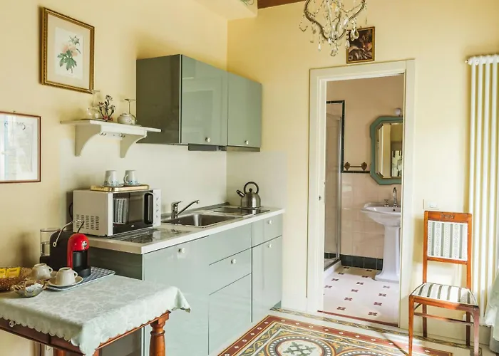 The Perfect Place 라벤나